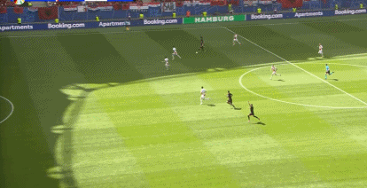 利瓦科维奇拒绝一击 比分仍是0-1