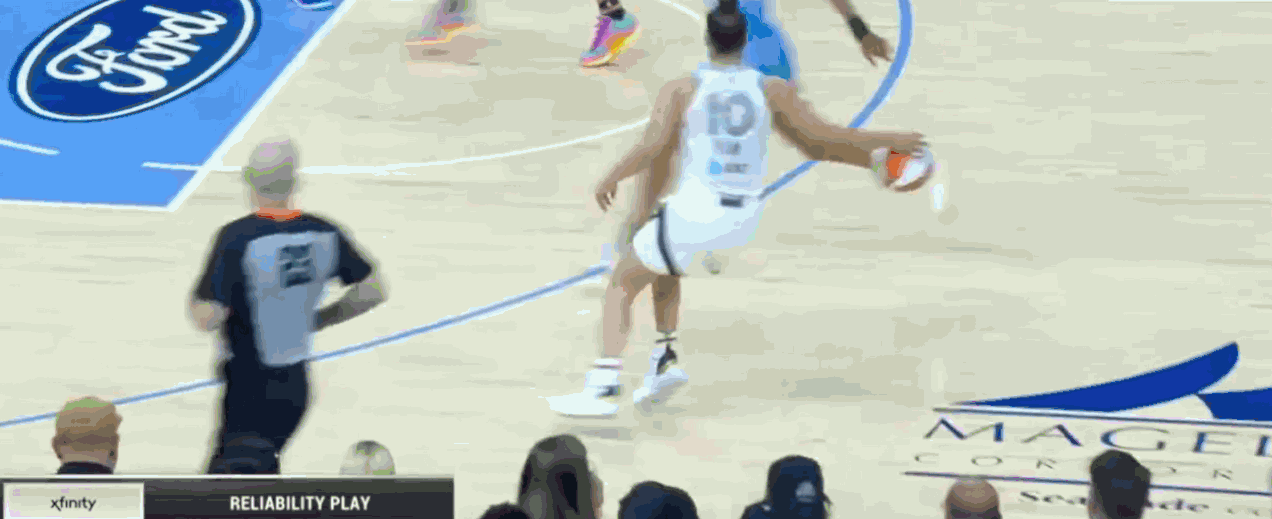 三人合力74分 带队获胜！威尔逊得到31分 杨得到22分 普拉姆得到21分 