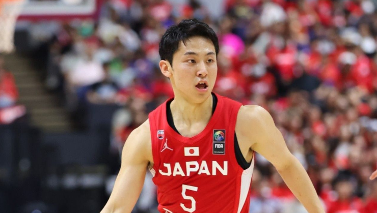 👍河村勇辉：我为同为亚裔在NBA闯荡的八村和崔永熙感到骄傲